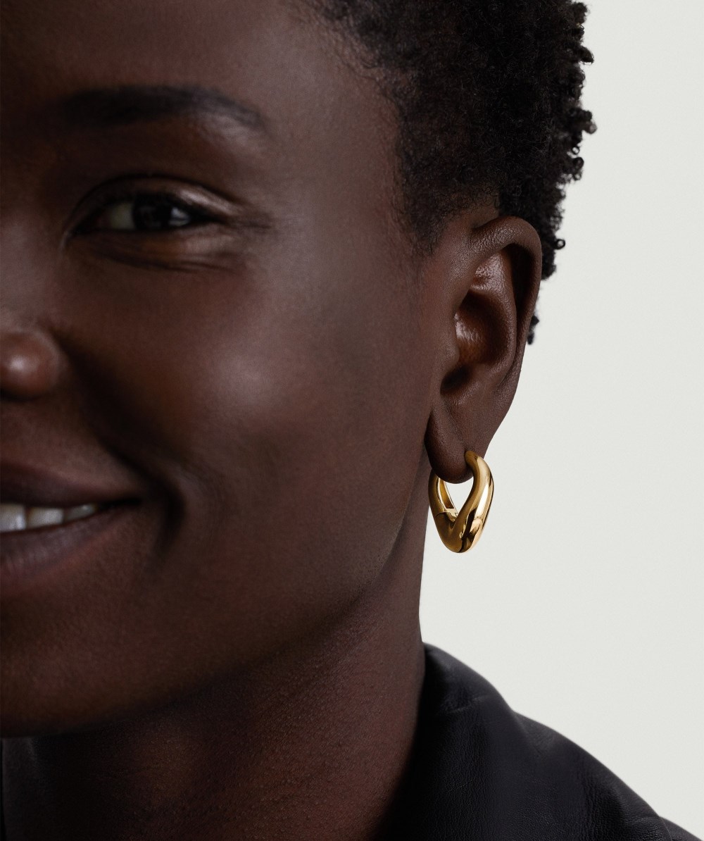 Mejuri Dôme Figure Hoops - Gold Vermeil