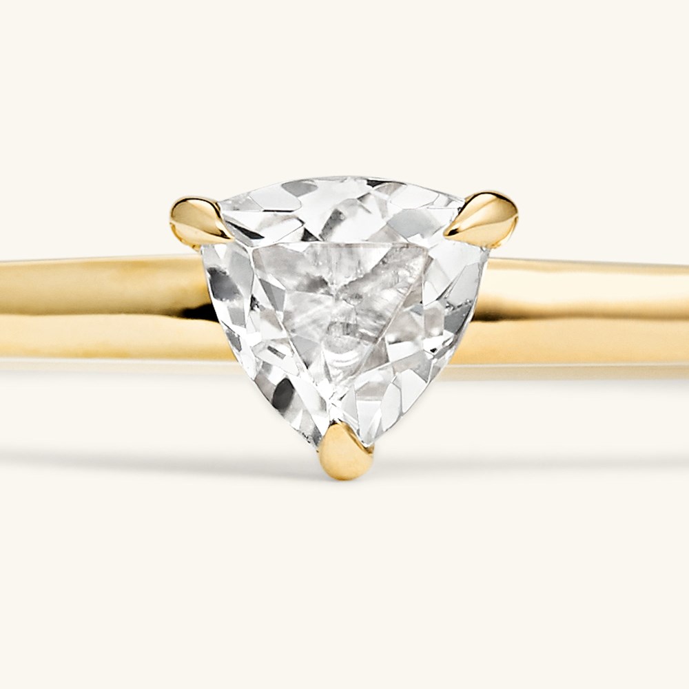 Mejuri Gemstone Trillion Stacker Ring - 14k Yellow Gold