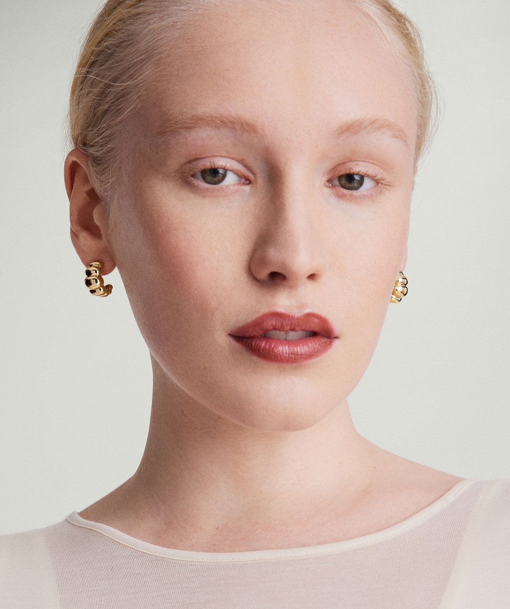 Mejuri Puffy Charlotte Hoops - Gold Vermeil