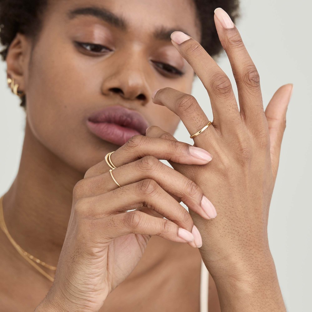 Mejuri 2mm Curve Band - 14k Yellow Gold