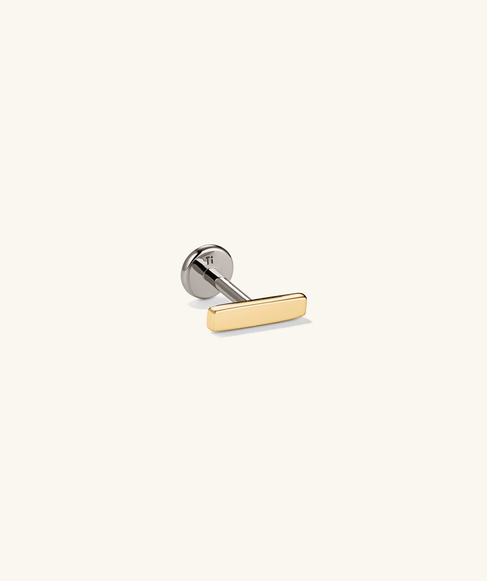 Mejuri Piercing Studio - Bar Flat Back Stud - 14k Yellow Gold