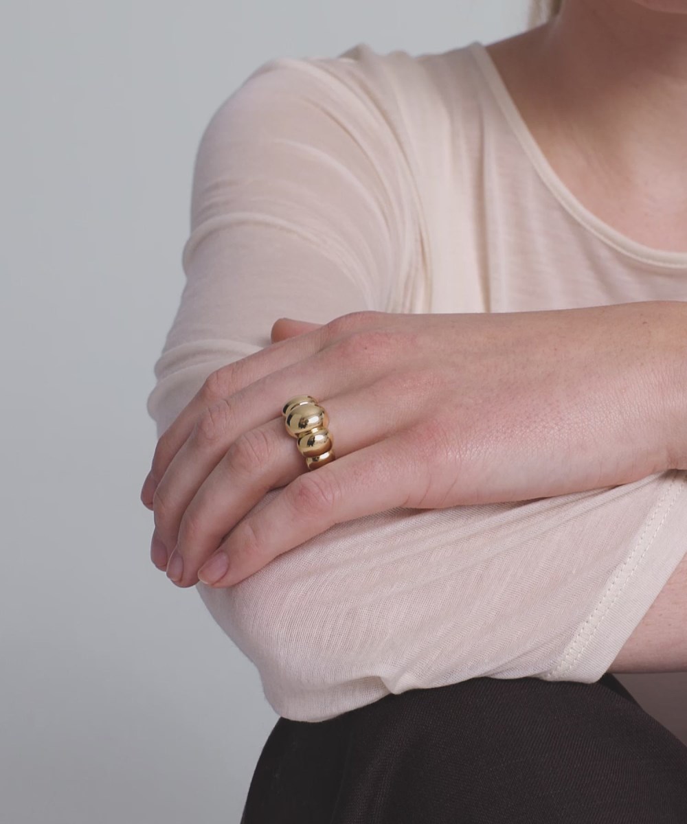 Mejuri Puffy Charlotte Ring - Gold Vermeil