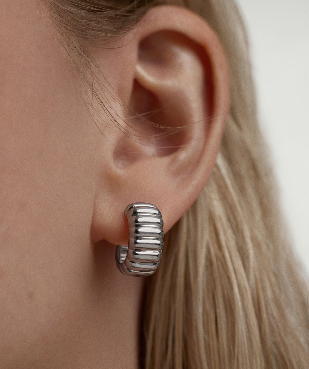 Mejuri Charlotte Bold Hoops - Sterling Silver