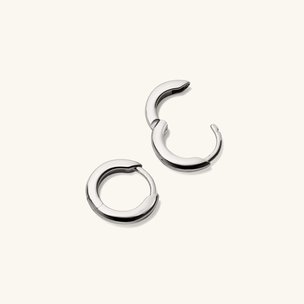 Mejuri Tube Huggie Hoops - Sterling Silver