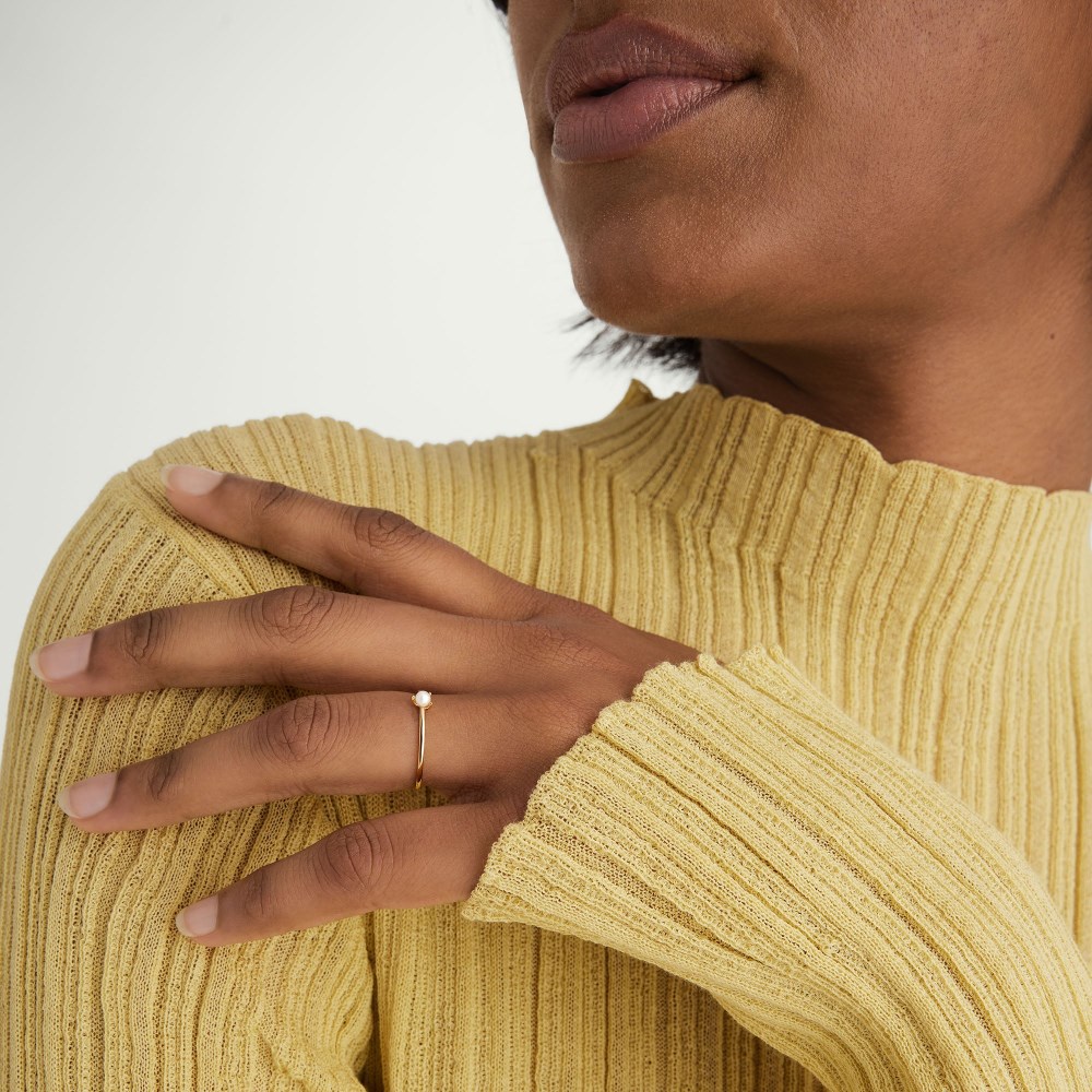 Mejuri Pearl Slim Stacker Ring - 14k Yellow Gold