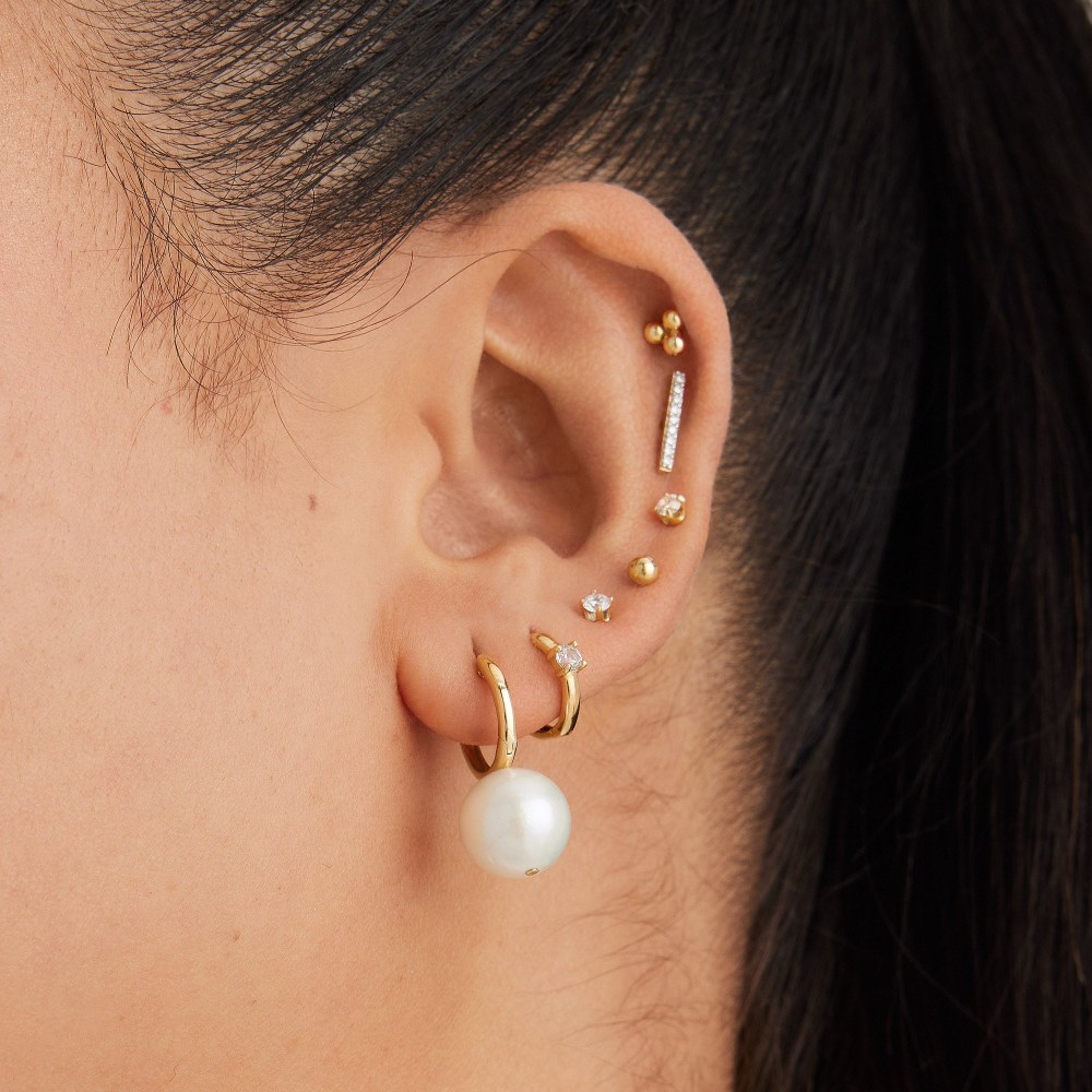 Mejuri Large Pearl Huggies - 14k Yellow Gold