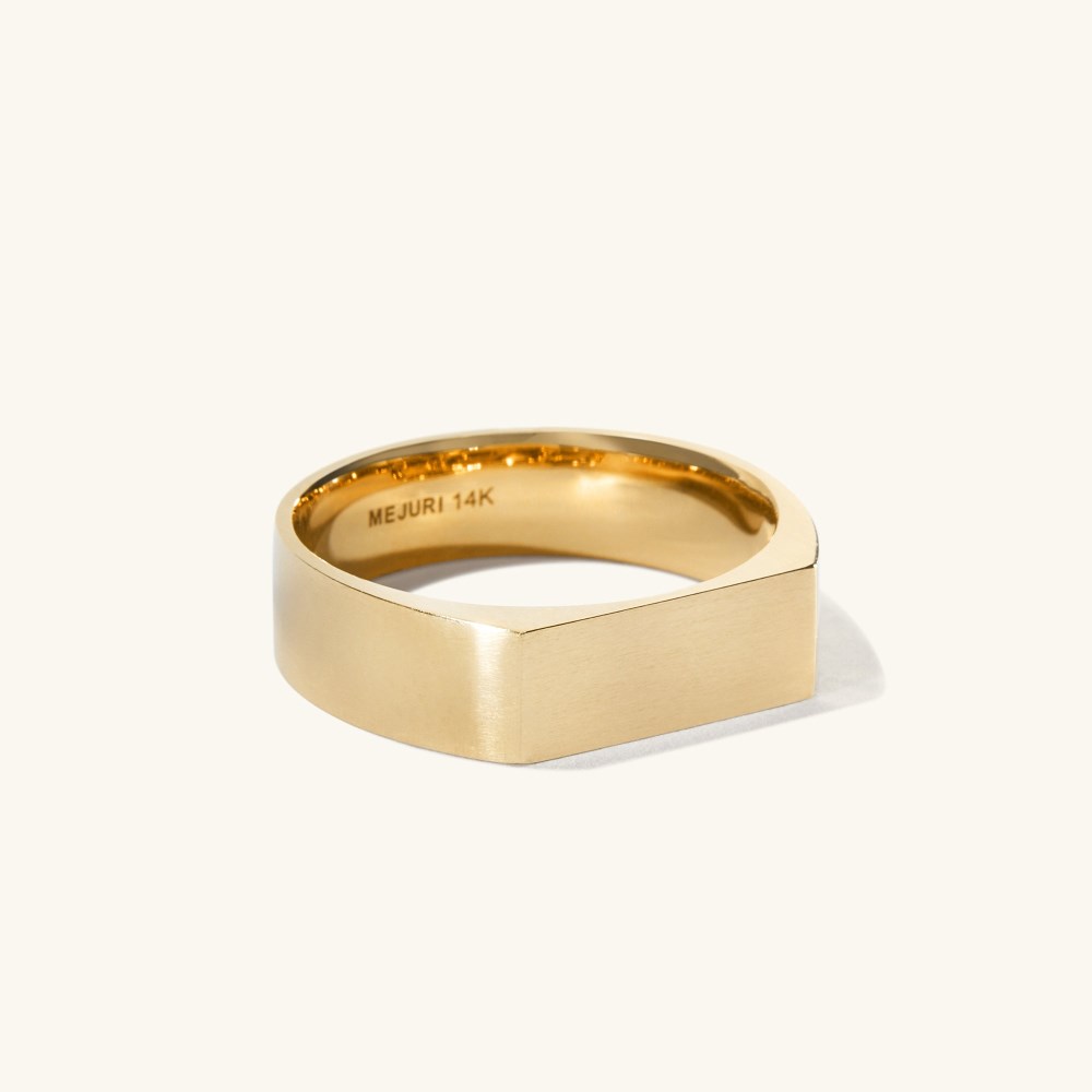 Mejuri Slim Rectangular Signet Ring - Brushed Gold