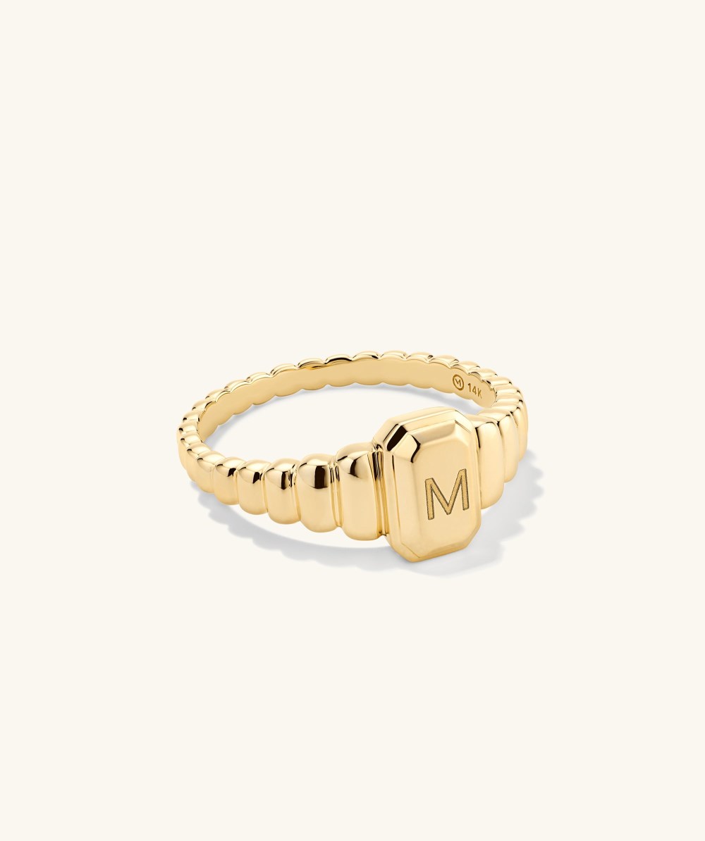 Mejuri Charlotte Step Cut Signet Ring - 14k Yellow Gold