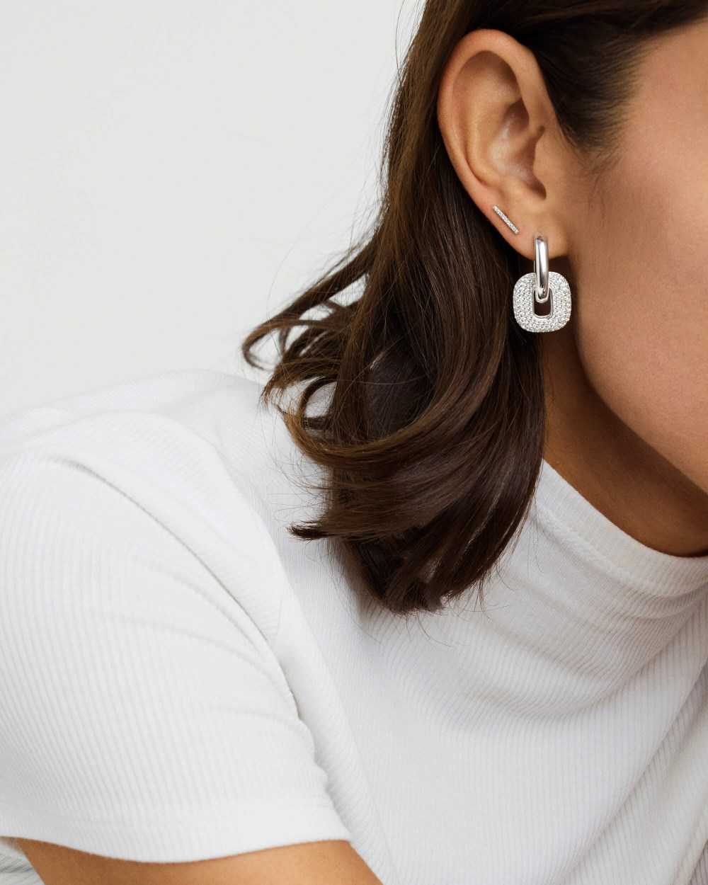 Mejuri Stevie Hoops - Sterling Silver, White Topaz