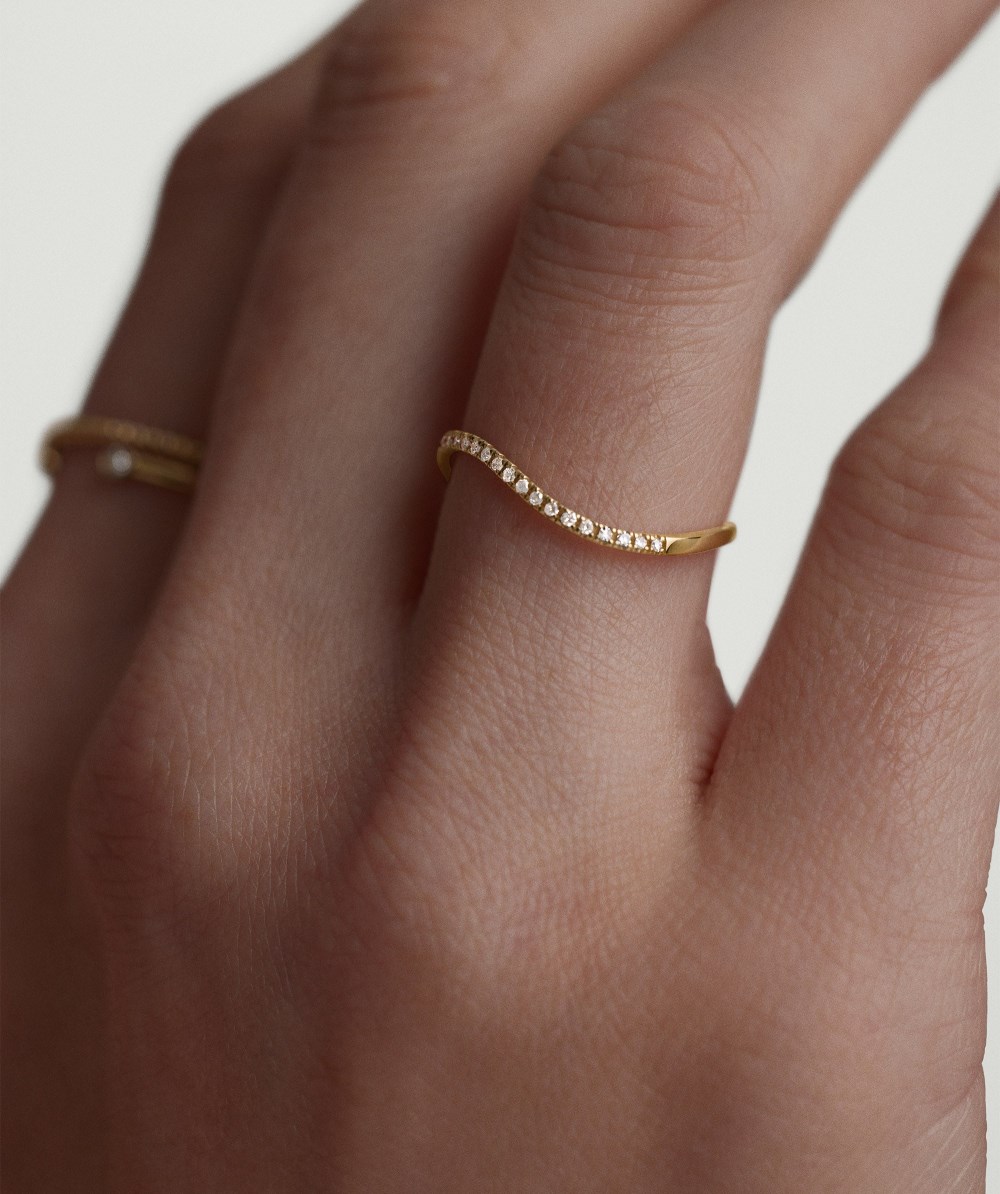 Mejuri Dôme Figure Pavé Diamond Stacker Ring - 14k Yellow Gold