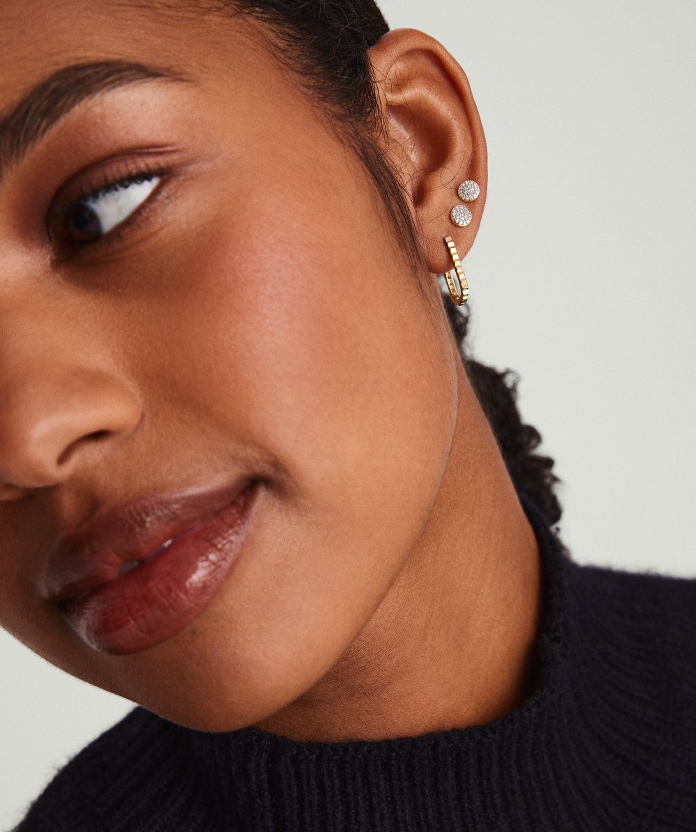 Mejuri Pleated Small U Hoops - 14k Yellow Gold