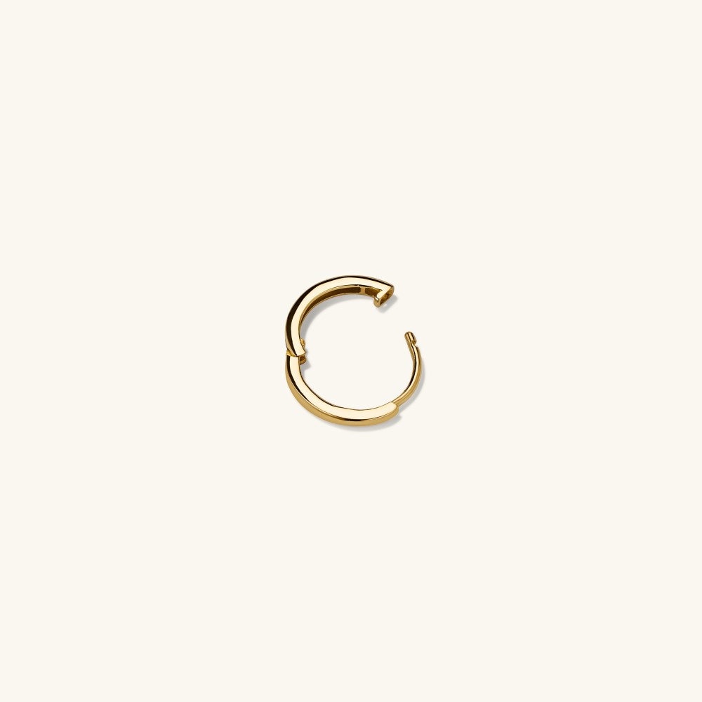 Mejuri Single Easy Huggie Hoop - 14k Yellow Gold