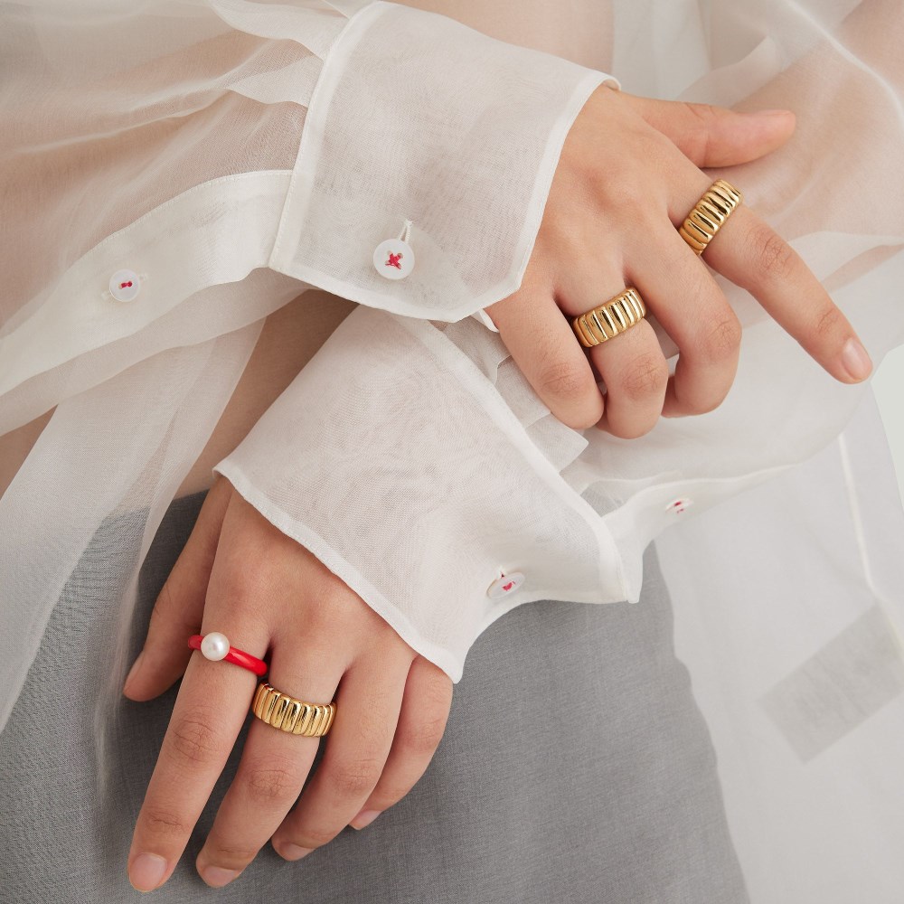 Mejuri Gumball Pearl Ring - Gold Vermeil, Candy Red Enamel