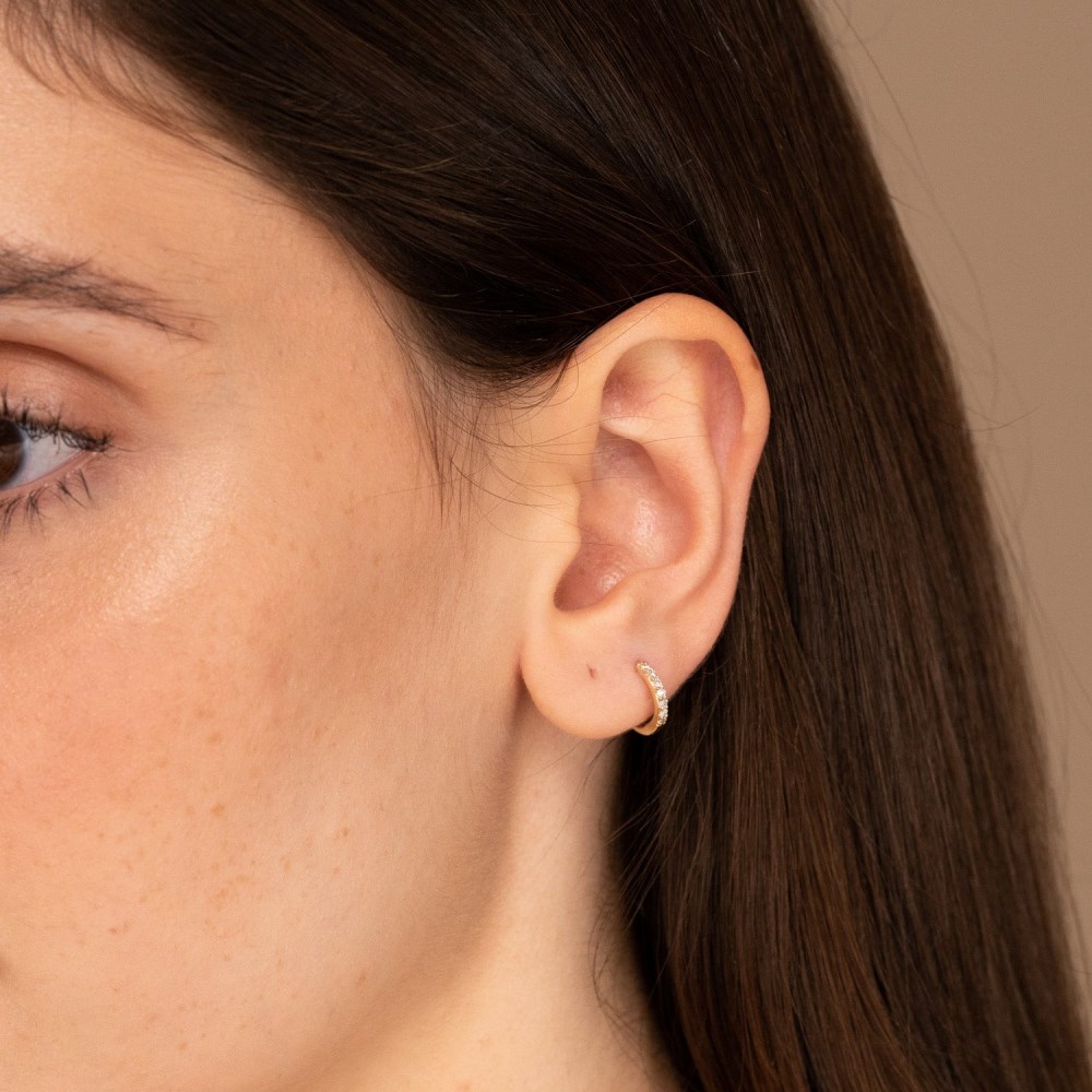 Mejuri Single Diamonds Line Mini Hoop - 14k Yellow Gold