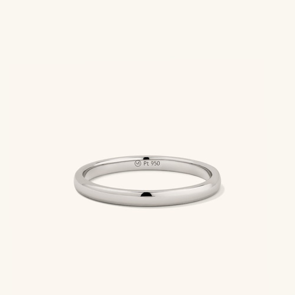 Mejuri 2mm Curve Band - Platinum