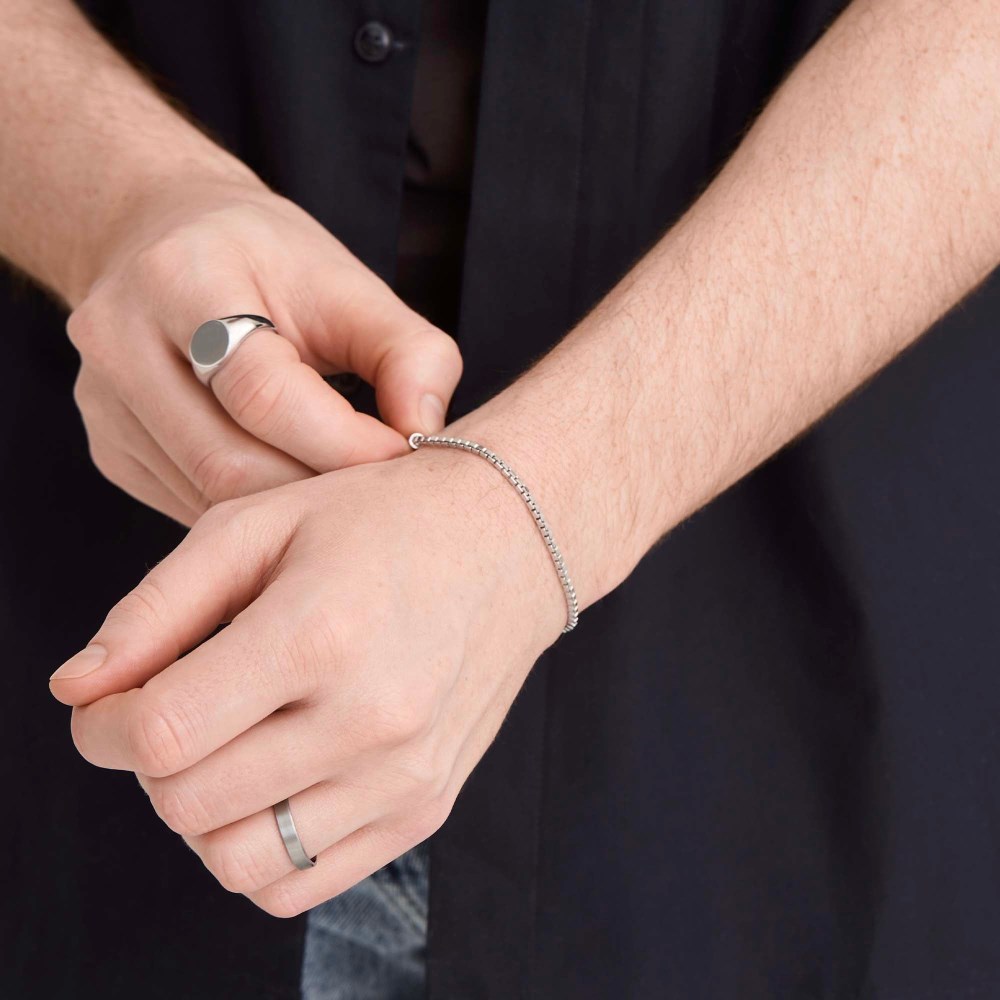 Mejuri 4mm Smooth Band - Titanium