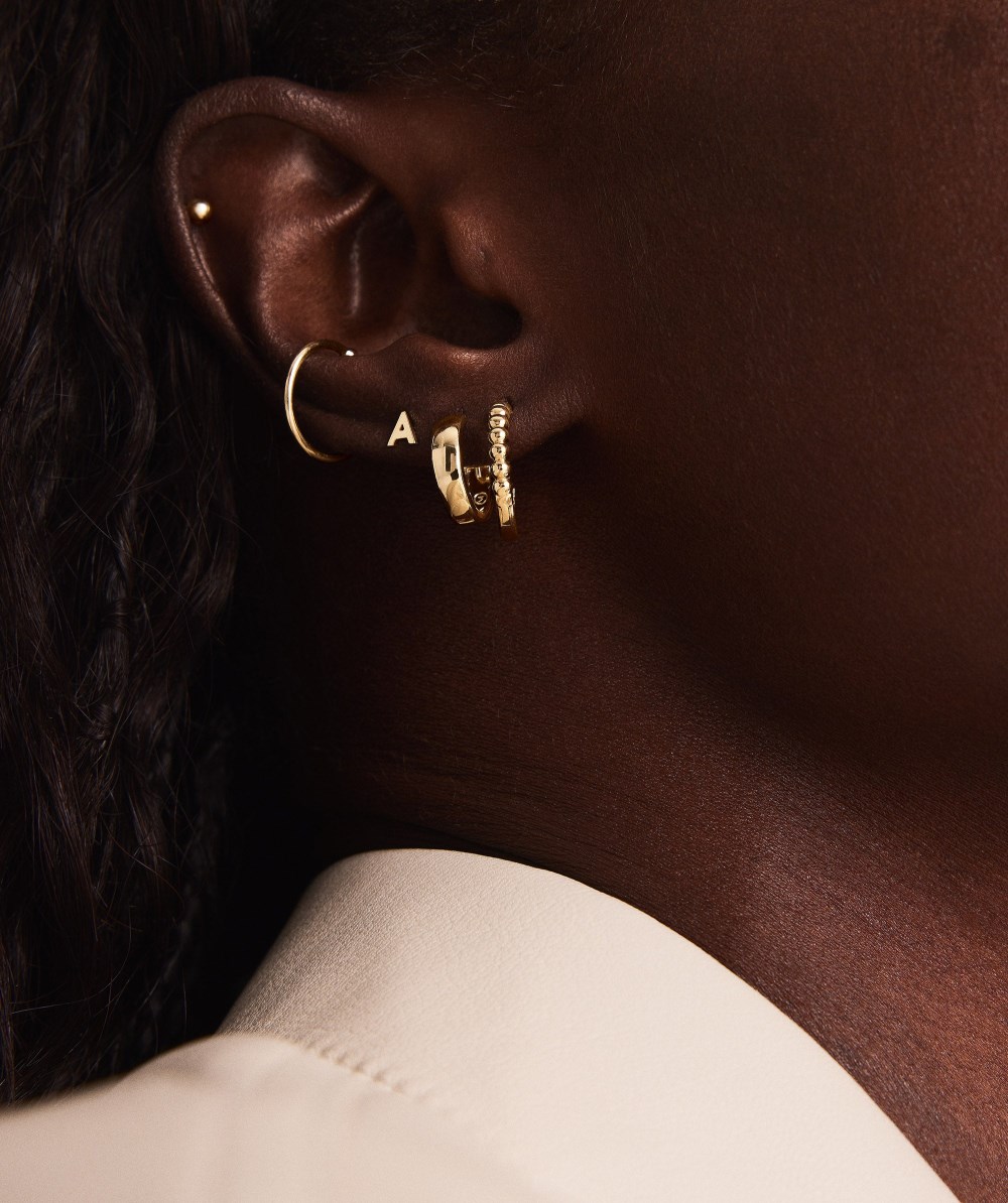 Mejuri Letter Stud - 14k Yellow Gold