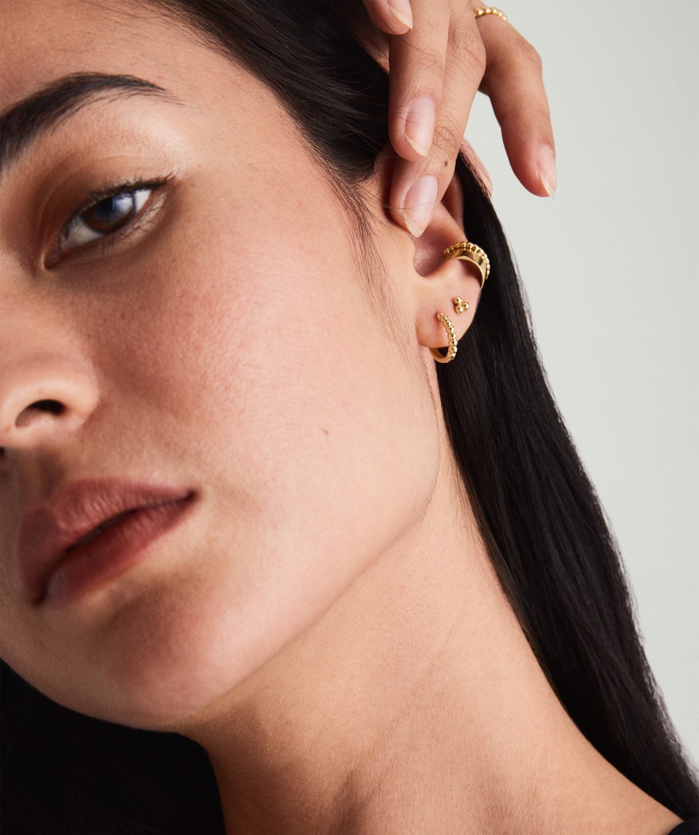 Mejuri Beaded Huggie Hoops - 14k Yellow Gold