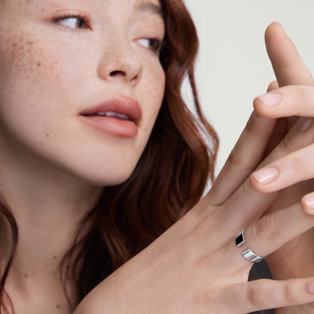 Mejuri Beam Pavé Diamond Open Cigar Band - 14k White Gold