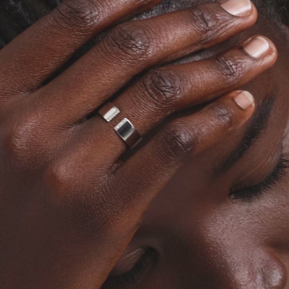 Mejuri Beam Pavé Diamond Open Cigar Band - 14k White Gold