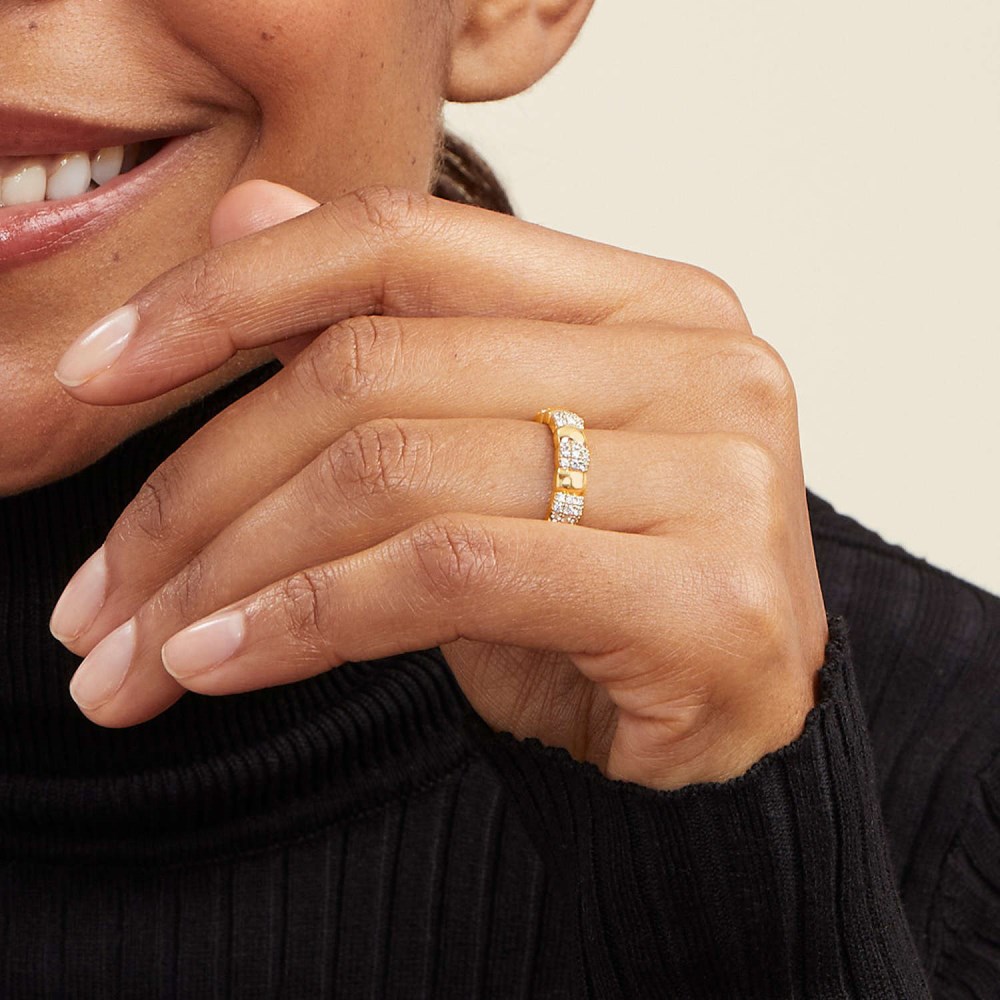 Mejuri Pavé Diamond Soft Charlotte Ring - 14k Yellow Gold