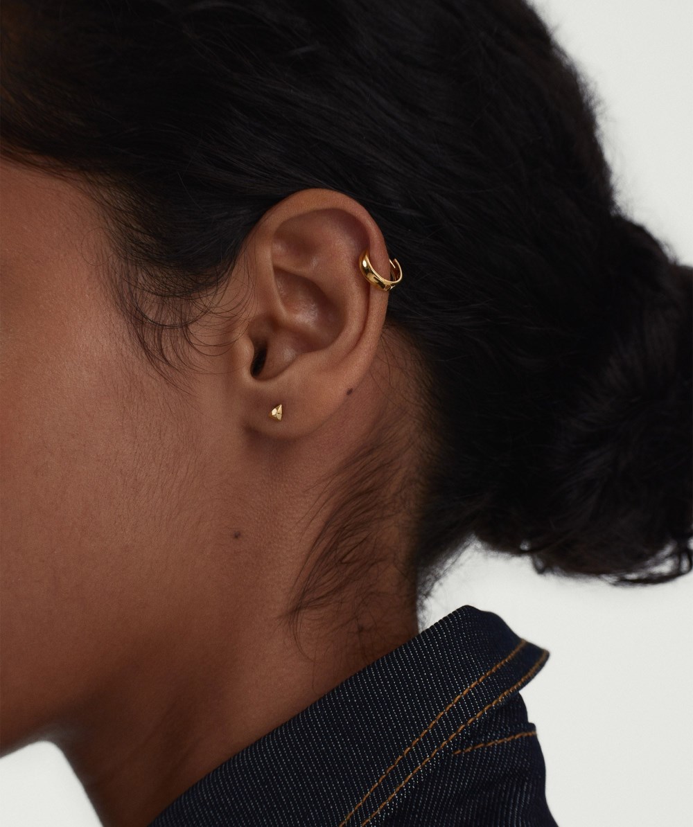 Mejuri Piercing Studio - Puffy Pyramid Flat Back Stud - 14k Yellow Gold