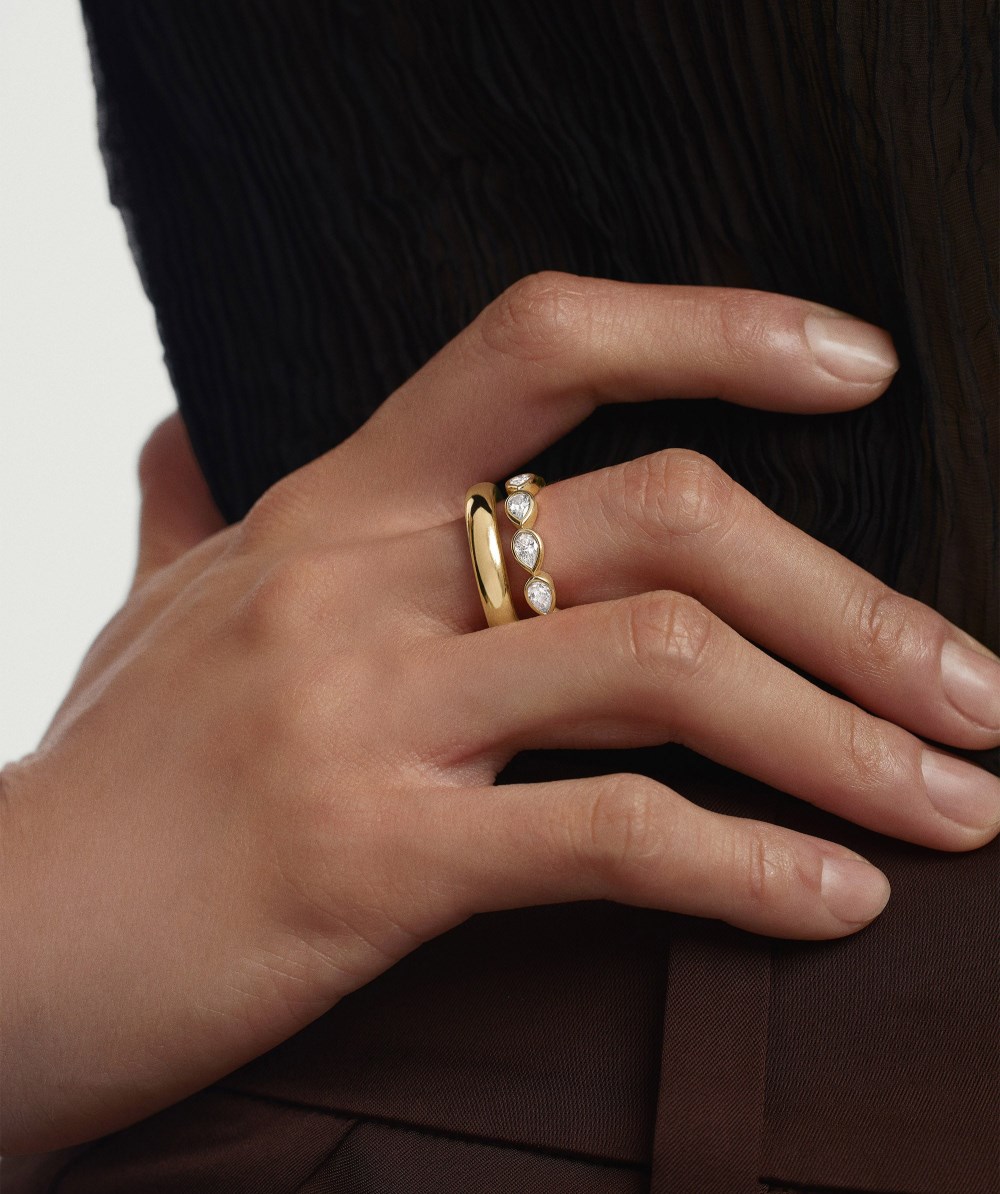 Mejuri Lab Grown Diamond Pear Cut Bezel Eternity Band - 14k Yellow Gold