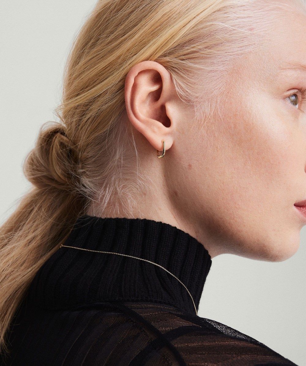 Mejuri Huggie U Hoops - 14k Yellow Gold