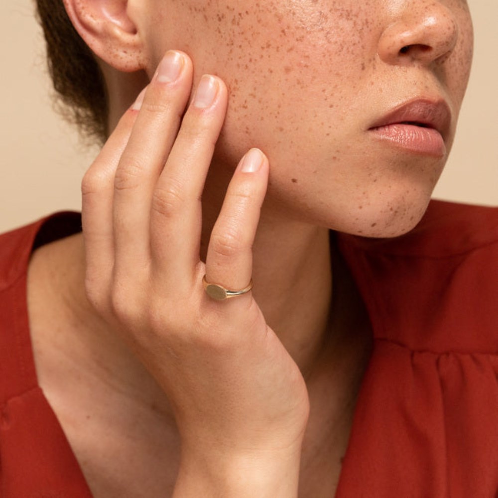 Mejuri Signet Ring - 14k Yellow Gold